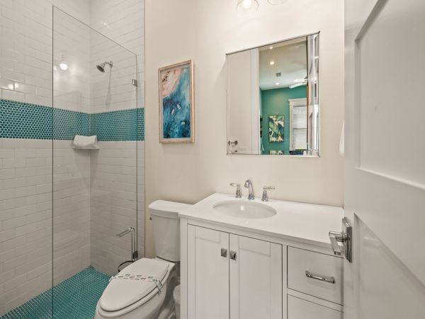 Five Bedroom Anna Maria Island Home On the Beach Block!