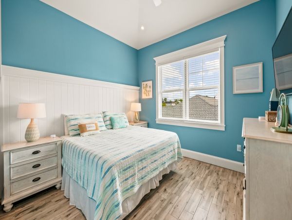 Five Bedroom Anna Maria Island Home On the Beach Block!