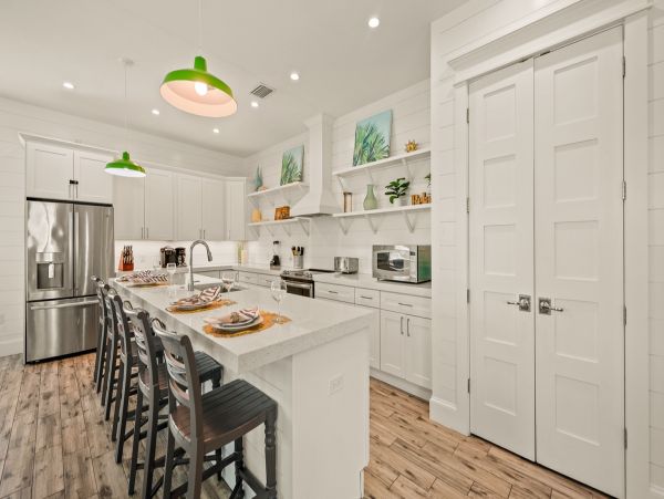 Five Bedroom Anna Maria Island Home On the Beach Block!