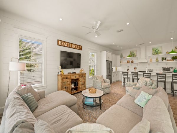 Five Bedroom Anna Maria Island Home On the Beach Block!