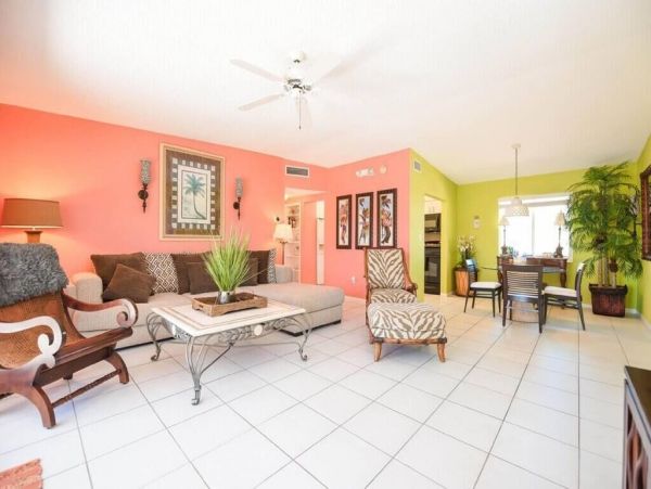 Canal Front 4 Bedroom Vacation Getaway Sleeps 10
