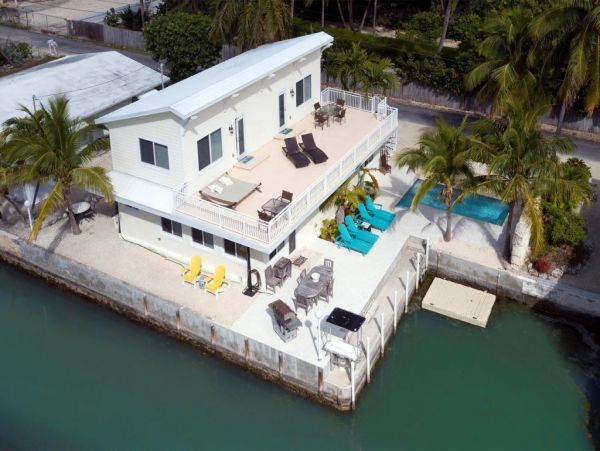 Islamorada Vacation Rental Home Sleeps Eight Guests