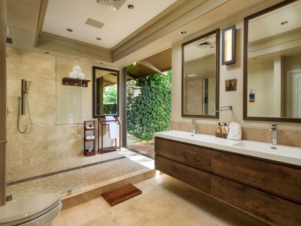 Luxury Kaanapali Vacation Rental Oceanview Home with Pool & Spa