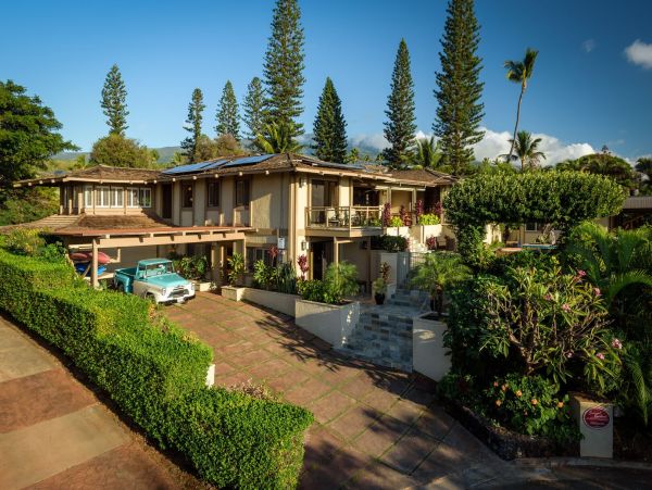 Luxury Kaanapali Vacation Rental Oceanview Home with Pool & Spa