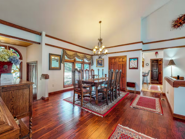 Beaver Creek Luxury 4 Bedroom Ski Home with Mountain View