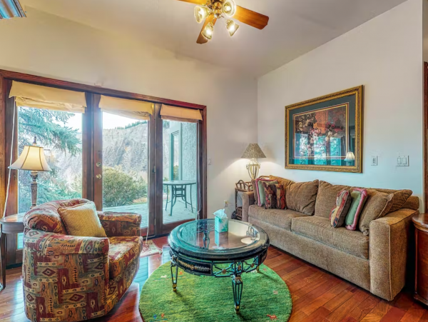 Beaver Creek Luxury 4 Bedroom Ski Home with Mountain View