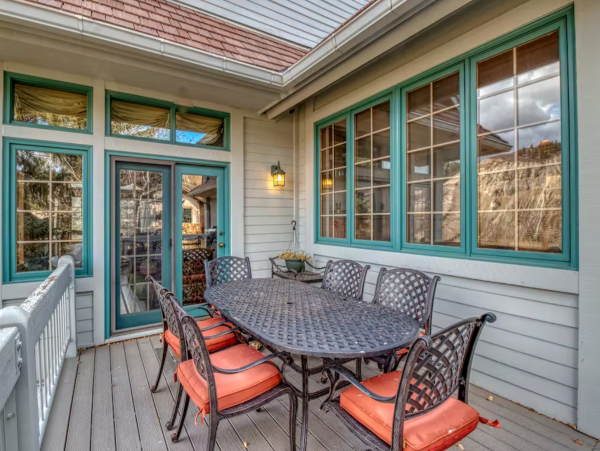 Beaver Creek Luxury 4 Bedroom Ski Home with Mountain View