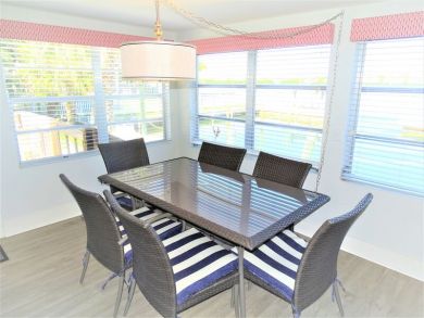 Siesta Key Vacation Cottage Sleeps Ten Guests.