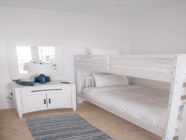 Islamorada Vacation Home on Beach Sleeps 12