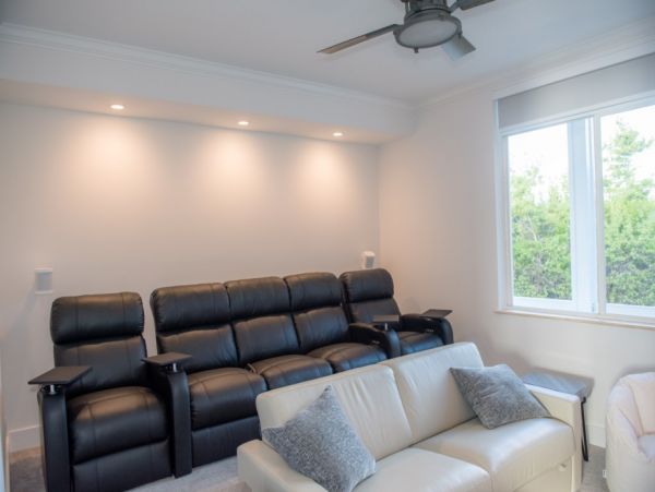 Islamorada Vacation Home on Beach Sleeps 12