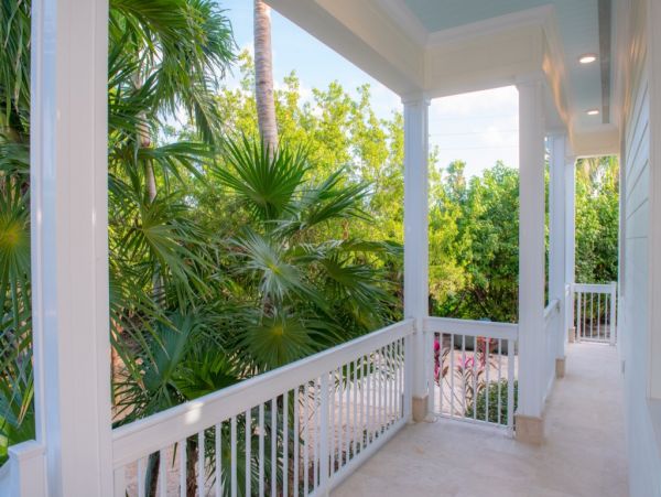 Islamorada Vacation Home on Beach Sleeps 12