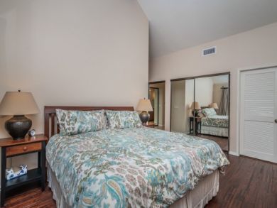 San Diego Vacation Home Sleeps Six Guests.