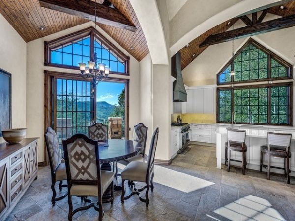 Ski in Ski Out Luxury 6 Bedroom Rental Home in Snowmass