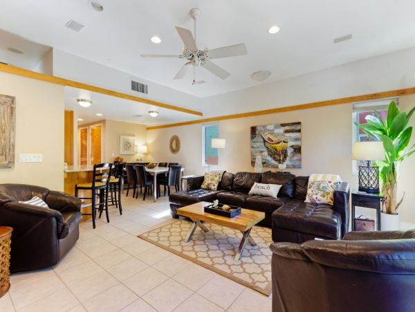 Holmes Beach Vacation Rental: Relax & Explore