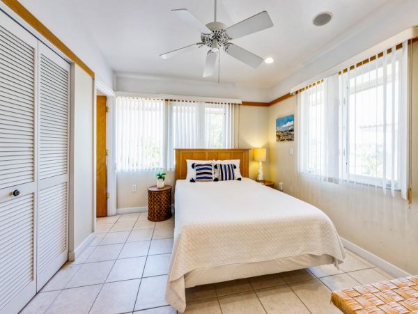 Holmes Beach Vacation Rental: Relax & Explore