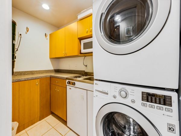 Holmes Beach Vacation Rental: Relax & Explore