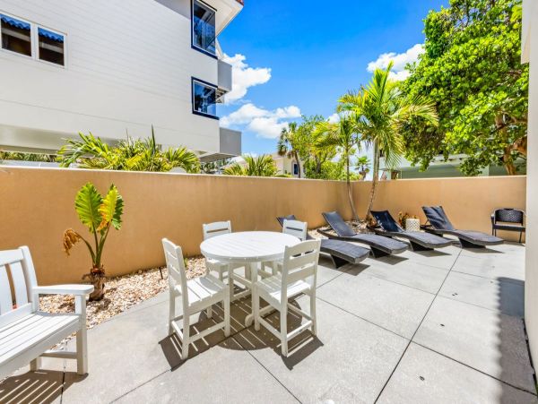 Holmes Beach Vacation Rental: Relax & Explore