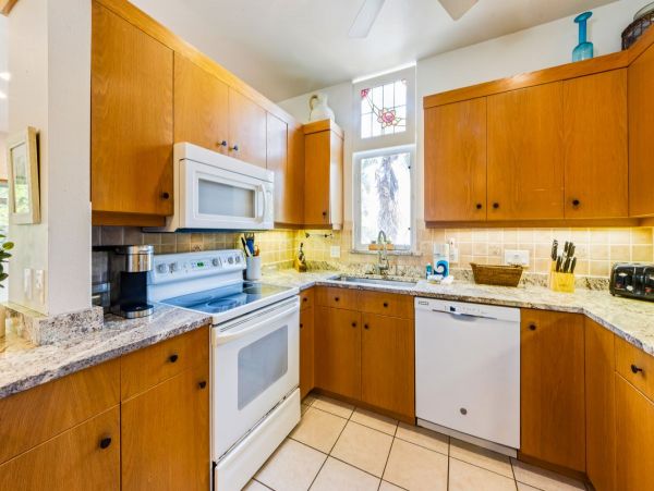 Holmes Beach Vacation Rental: Relax & Explore