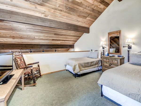 3 Bedroom Plus Loft Beaver Creek Vacation Townhouse