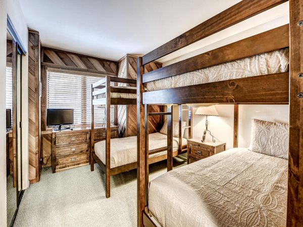 3 Bedroom Plus Loft Beaver Creek Vacation Townhouse