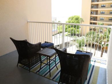 Siesta Key Vacation Condo Sleeps Six Guests.