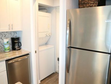 Siesta Key Vacation Condo Sleeps Six Guests.