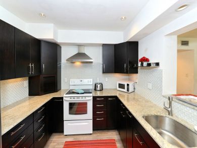 Siesta Key Vacation Home Sleeps Six Guests.