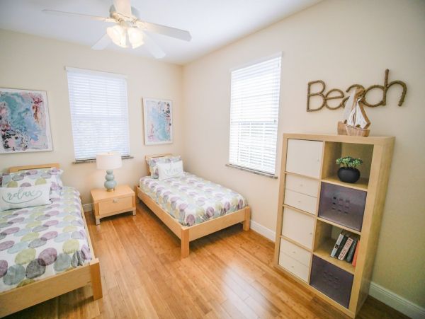 Holmes Beach Vacation Home Sleeps 8 Guests With Private Pool