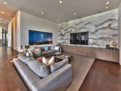 Luxury Ski In-Ski Out Vacation Home in Park City Sleeps 22 Luxury Ski In-Ski Out Vacation Home in Park City Sleeps 22