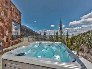 Luxury Ski In-Ski Out Vacation Home in Park City Sleeps 22 Luxury Ski In-Ski Out Vacation Home in Park City Sleeps 22