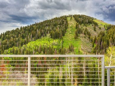Luxury Ski In-Ski Out Vacation Home in Park City Sleeps 22 Luxury Ski In-Ski Out Vacation Home in Park City Sleeps 22