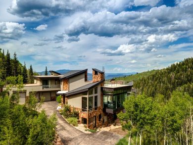 Luxury Ski In-Ski Out Vacation Home in Park City Sleeps 22 Luxury Ski In-Ski Out Vacation Home in Park City Sleeps 22