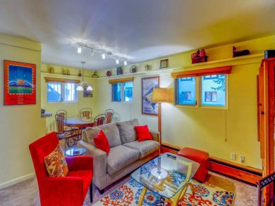 Two Bedroom Walk to Lift Condo in Vail