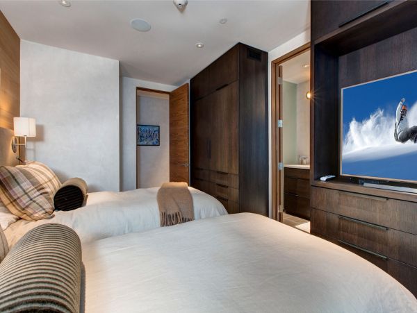 Contemporary Luxury Ski Residence Park City