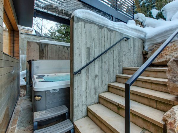 Contemporary Luxury Ski Residence Park City