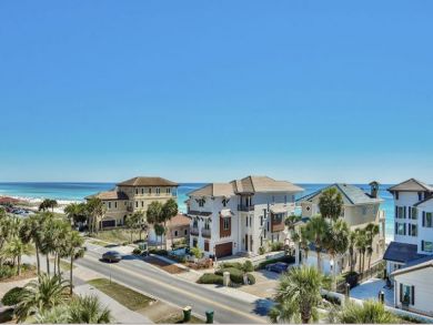 Luxury Destin Vacation Home Sleeps Twenty Eight Guests.