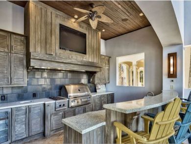 Luxury Destin Vacation Home Sleeps Twenty Eight Guests.