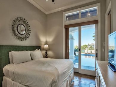 Luxury Destin Vacation Home Sleeps Twenty Eight Guests.