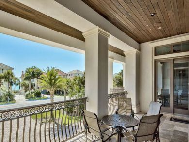 Luxury Destin Vacation Home Sleeps Twenty Eight Guests.