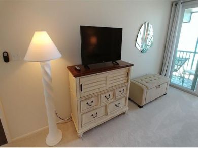 Longboat Key Vacation Condo Sleeps Six Guests.