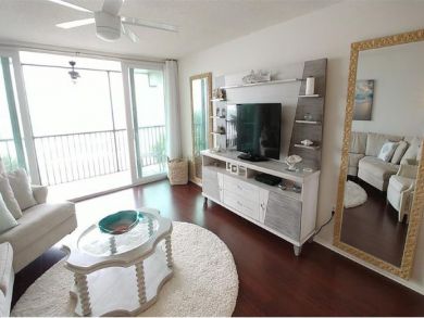 Longboat Key Vacation Condo Sleeps Six Guests.