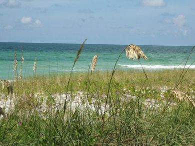 Longboat Key Vacation Condo Sleeps Six Guests.
