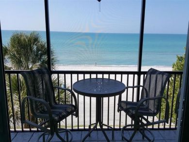 Longboat Key Vacation Condo Sleeps Six Guests.