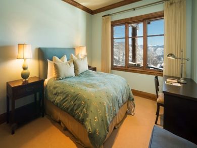 Beaver Creek Vacation Condo Sleeps Twelve Guests.