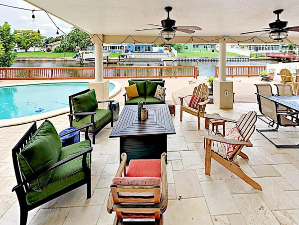 Tampa Vacation Home Sleeps Six Guests