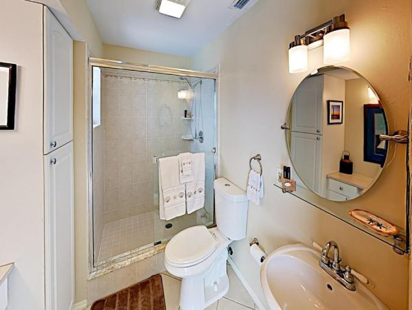 Tampa Vacation Home Sleeps Six Guests