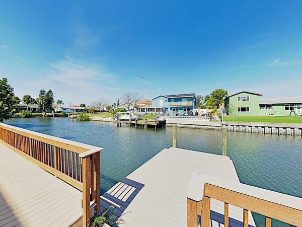 Tampa Vacation Home Sleeps Six Guests