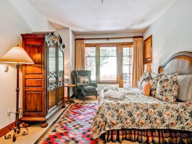 Avon Luxury Vacation Rental Home Three Bedrooms