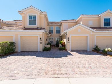 Charming Vacation Rental on Sarasota. Call Today.