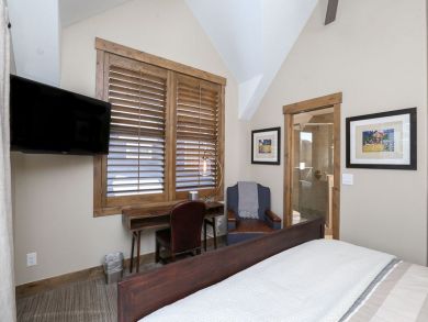 Breckenridge Luxury Vacation Rental Home Four Bedrooms
